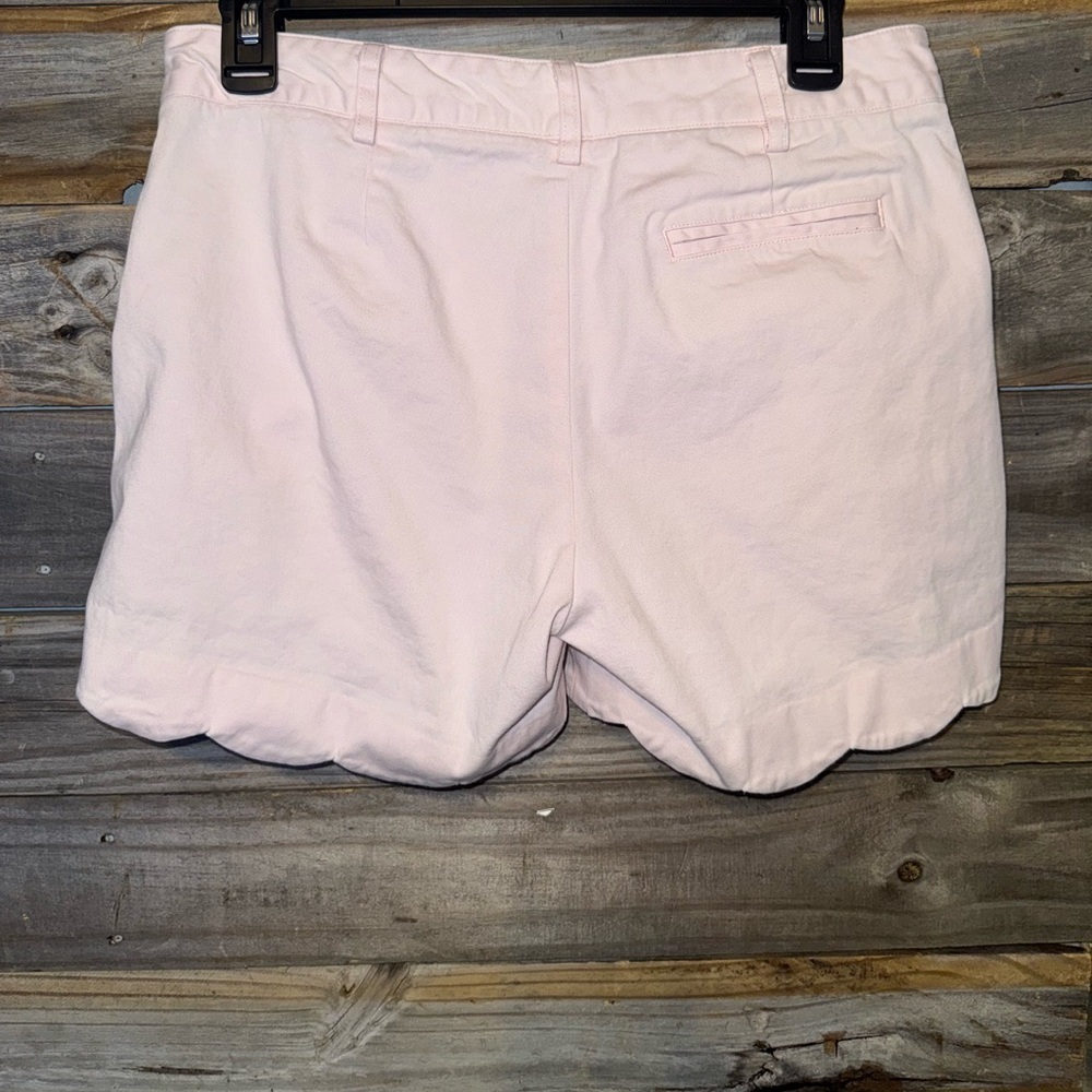 J McLaughlin solid petal short size 4 zip with hook eye closure - Picture 2 of 3
